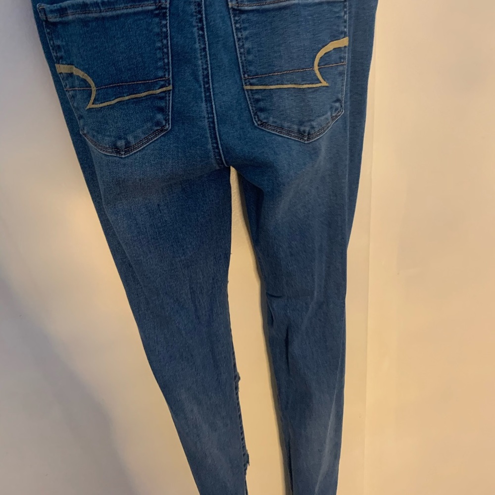 ripped american eagle jeans